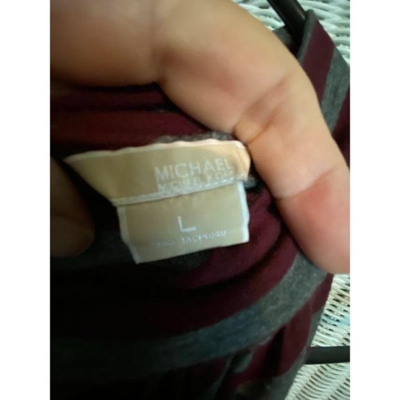 Michael Kors Sleevless Halter With Tie Back - Picture 2 of 6